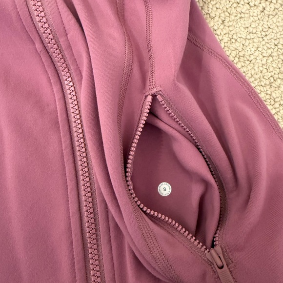 Lululemon Define Jacket in Velvet Dust - Picture 5 of 10